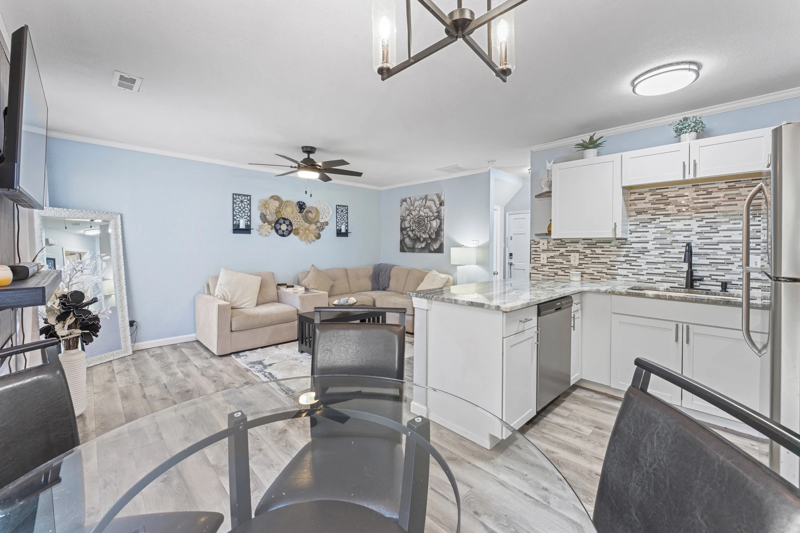 1315 Mountain Meadows Way