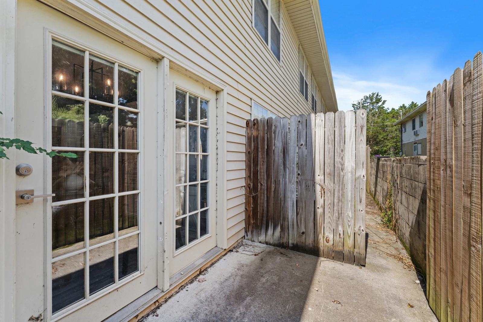 1315 Mountain Meadows Way
