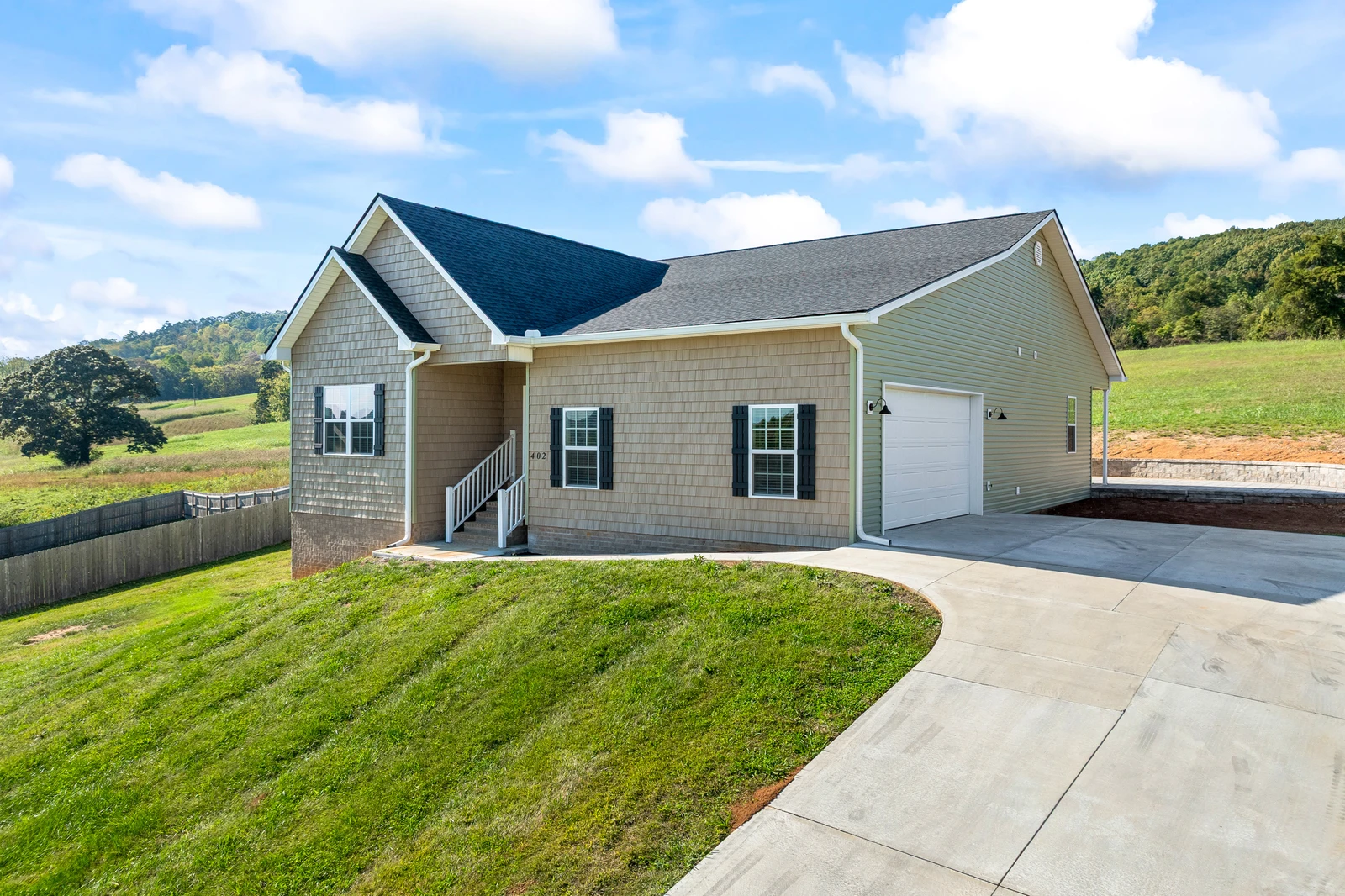 402 Sunrise Ridge Dr