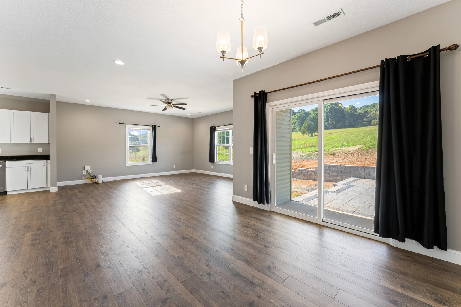 402 Sunrise Ridge Dr