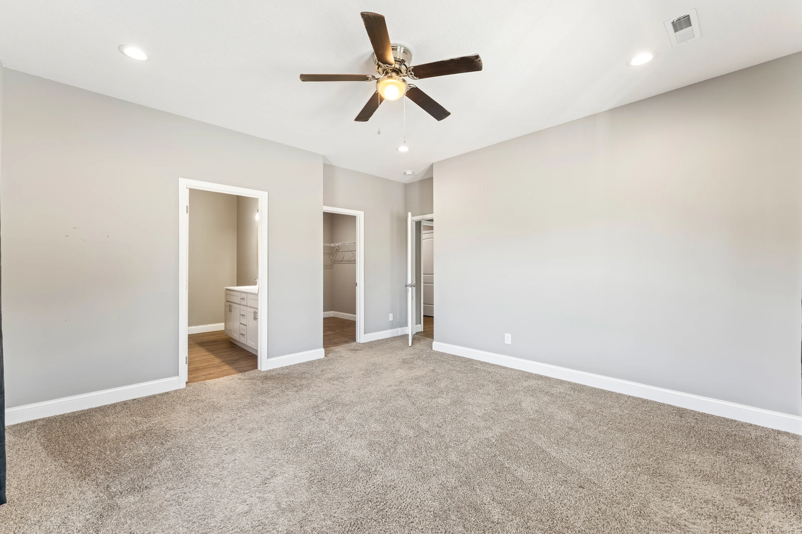 402 Sunrise Ridge Dr