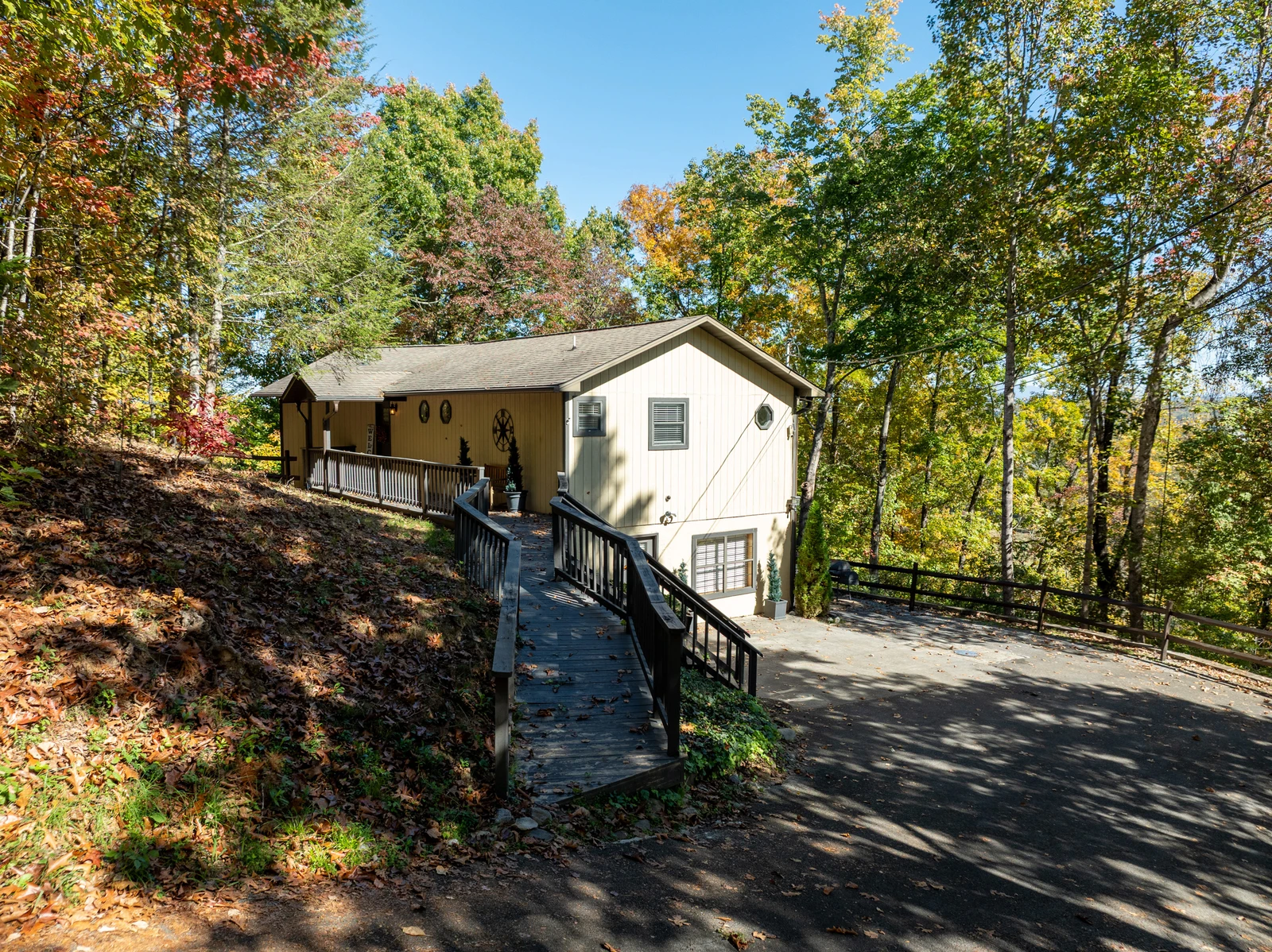 742 Lloyd Huskey Rd