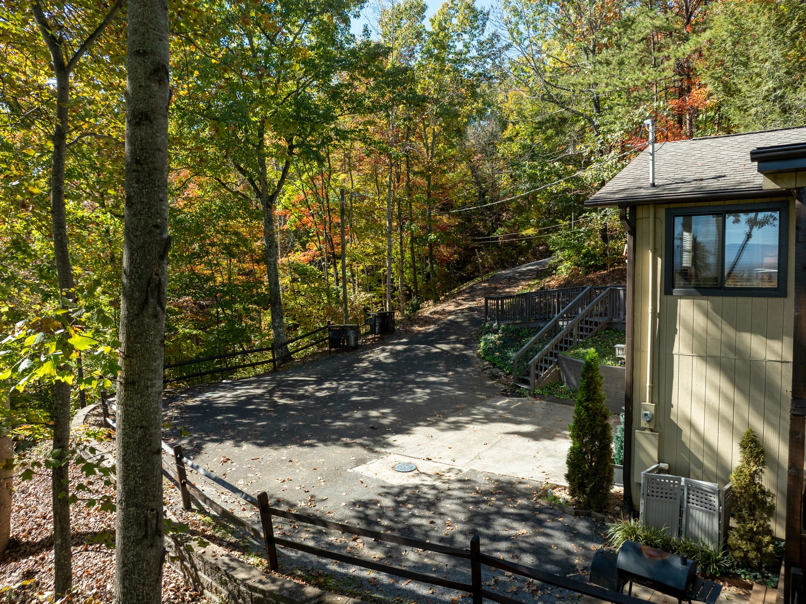 742 Lloyd Huskey Rd
